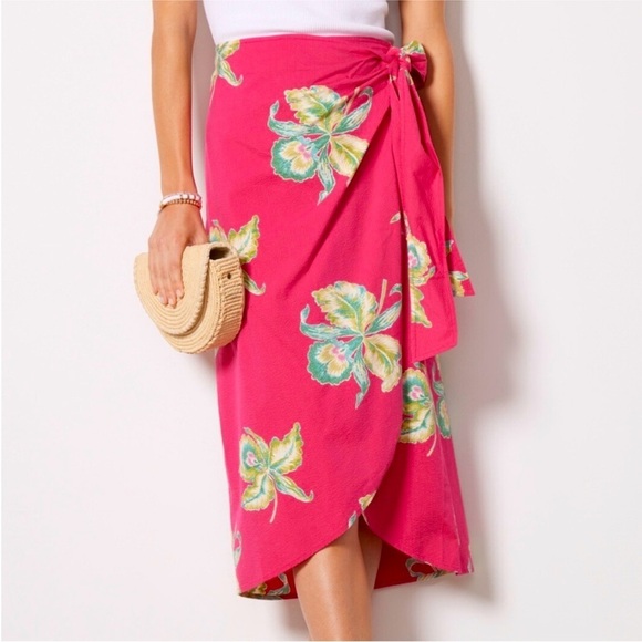 Faherty Dresses & Skirts - Faherty Pink Floral Pacifica Seersucker Wrap Midi Skirt size small like new